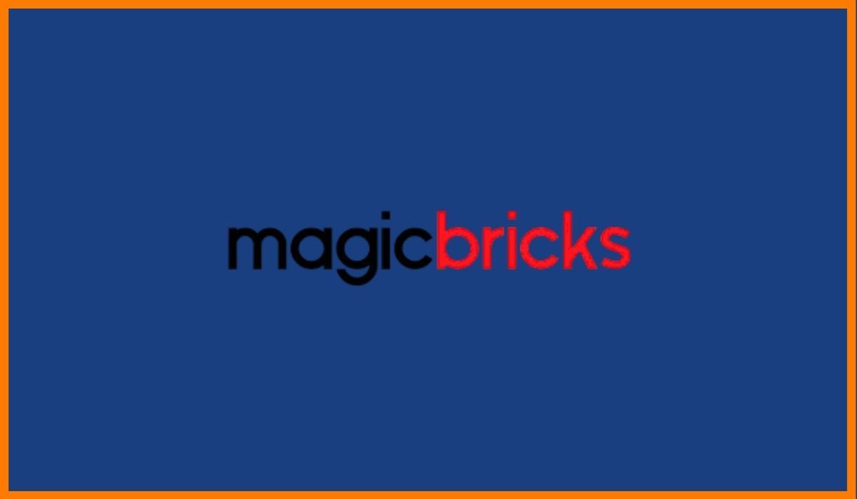 Group messaging strangers on WhatsApp